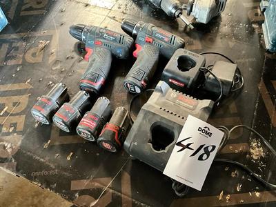 Übersichtsbild von Bosch GSR battery drill machine (2x)